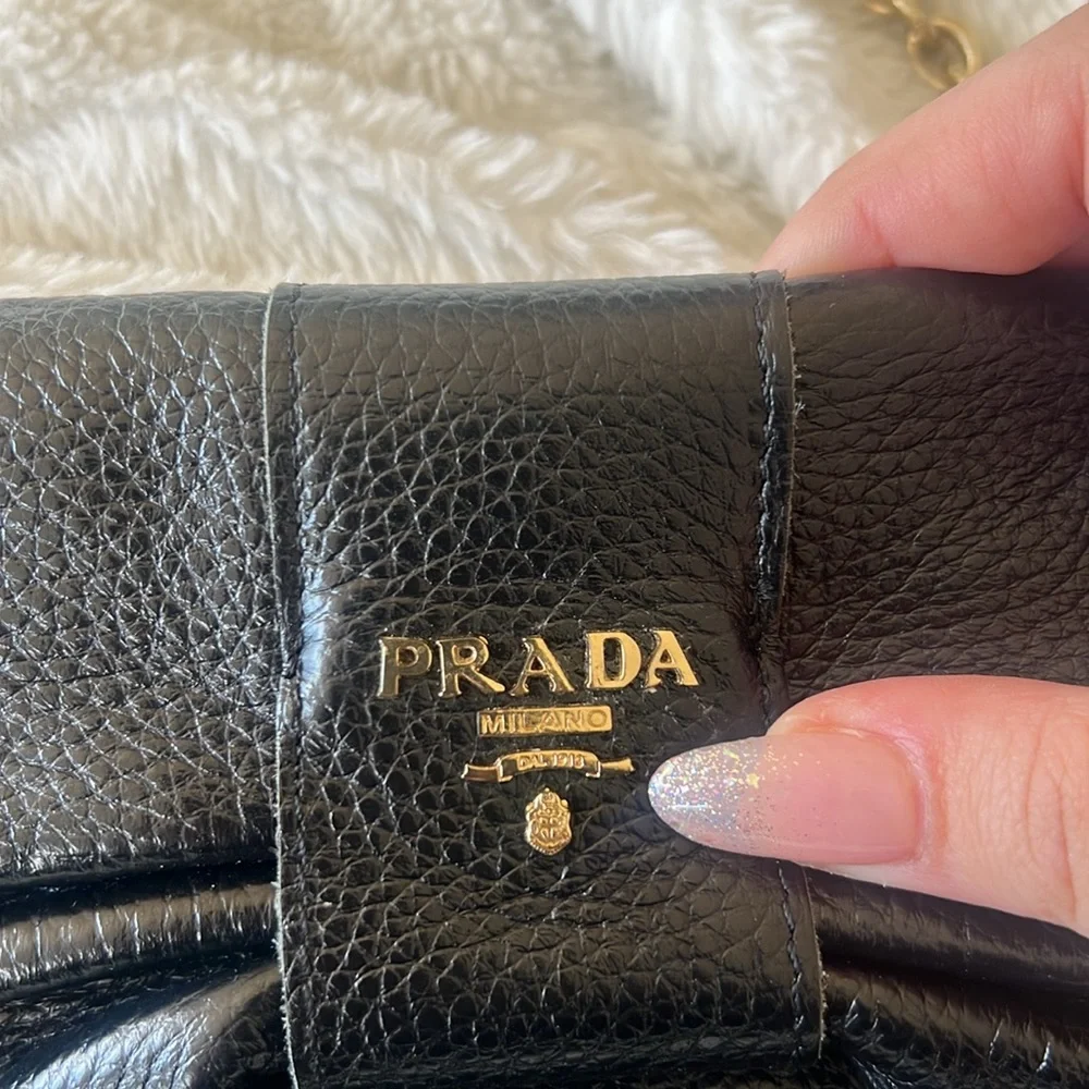 AUTHENTIC PRADA BAG - Picture 2 of 7